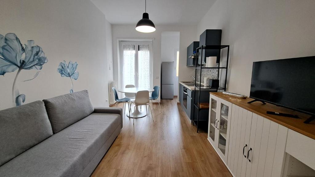 Grimani Suite - 60 MQ Nuovo con balcone - Tortona, M4 Bolivar, Linate