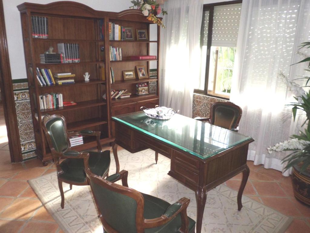 Knihovna v apartmánu
