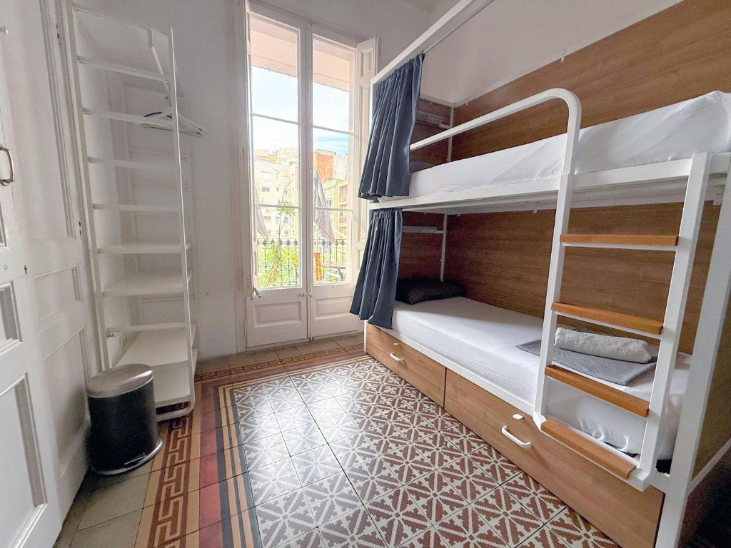 Fabrizzio's Petit - 6