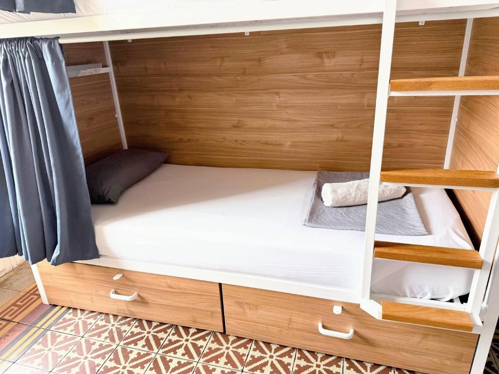 Fabrizzio's Petit - 17