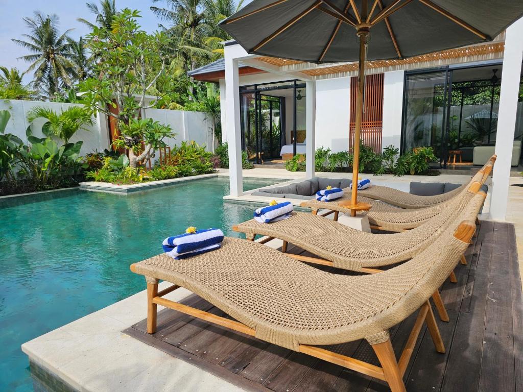 لابی و فضای عمومی Private Villa with 60 m2 Infinity Pool 70m from Beach West Bali - تصویر ۵
