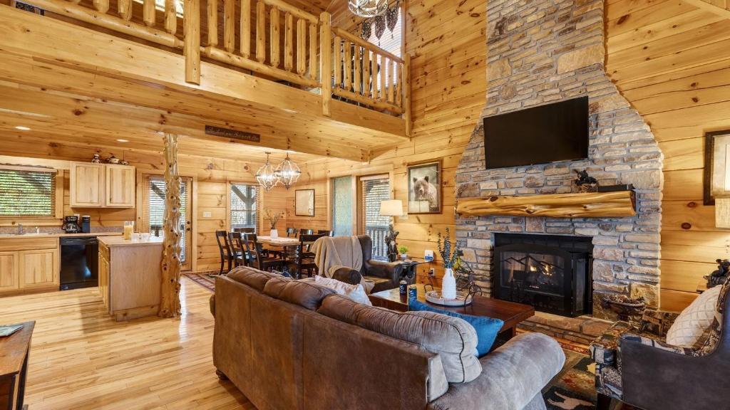 Timber Ridge Rooms Timber Ridge Hideaway by AvantStay Private Cabin Hot Tub Game Room Near ...