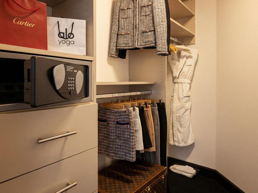 SoHo Hotel Toronto photo
