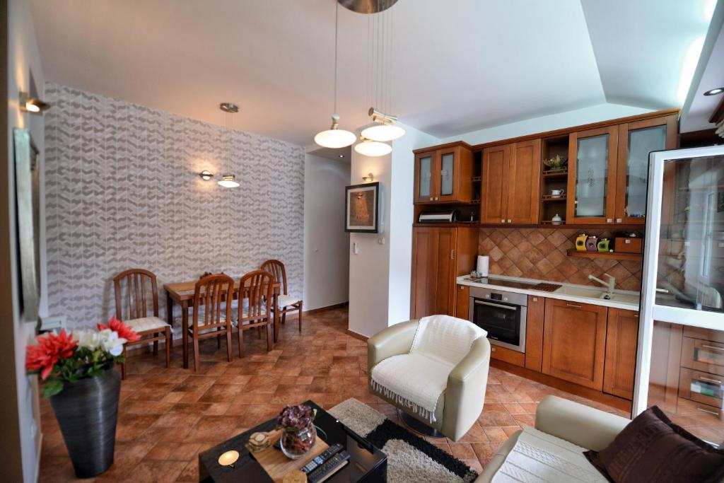 BMB Apartments Kotor - 6