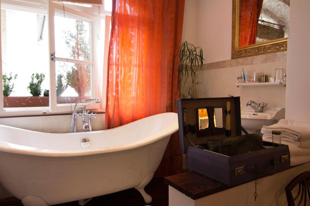 
Double Room with Bath
