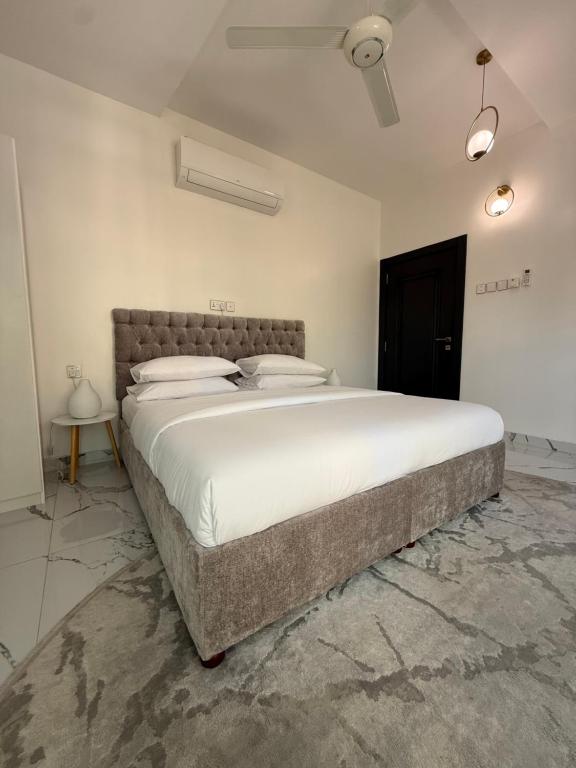 لابی و فضای عمومی Bujalux apartment - تصویر ۵