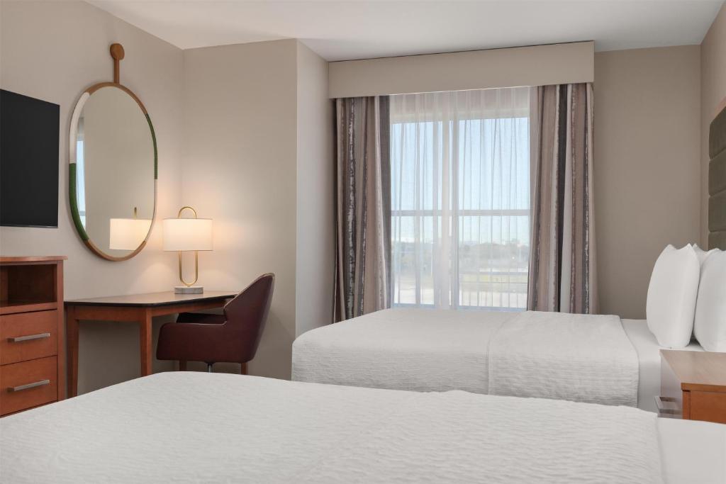 Homewood Suites TechRidge Parmer @ I-35 photo