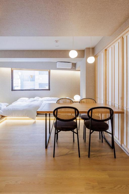 Tokyo Ayase Komorebi Inn Modern Group 2 Min -41A Sakura