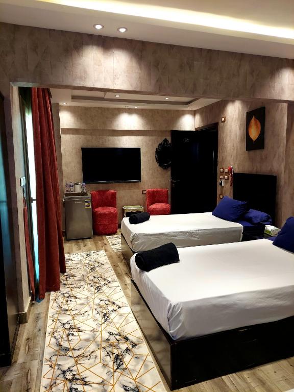 Pyramids Planet Hotel - 1