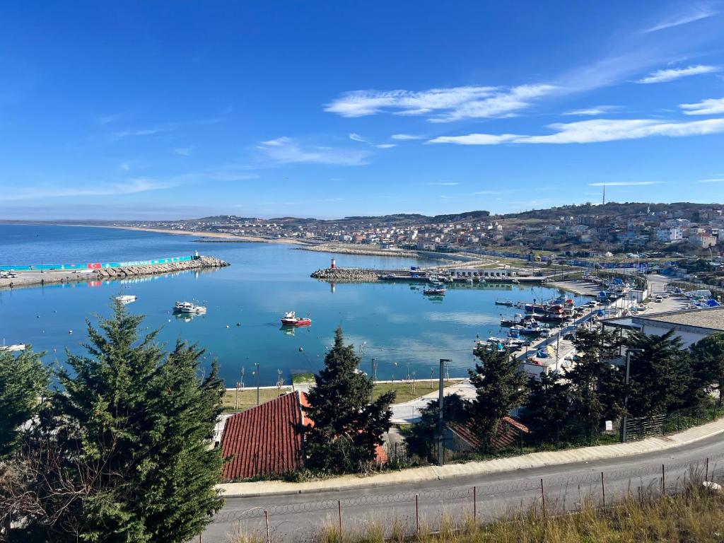 Airport Confort Guest House - Apartment With Sea View