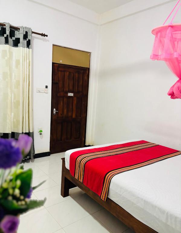 Radha Tourist Home - 2