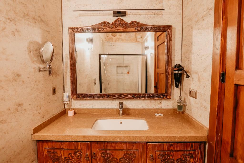 Kasr-ı Kikan Hotel - King Suite
