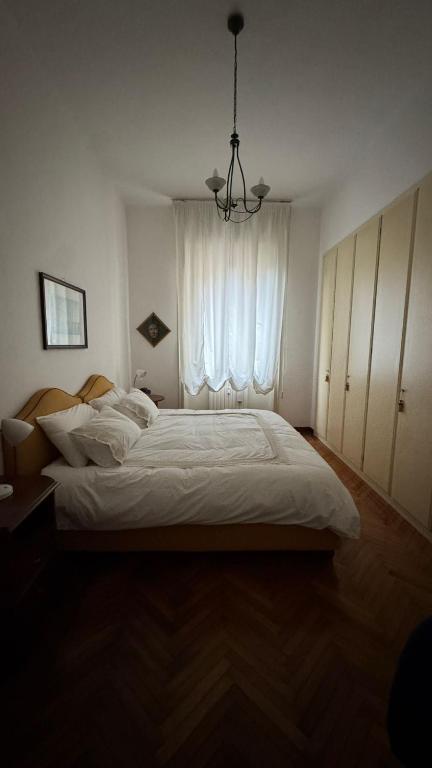 bright & cozy apartment city center