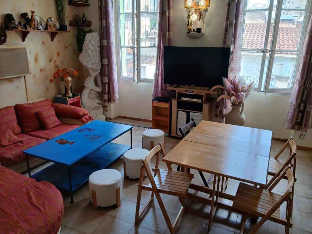 Marseille loft américain centre ville 7 personnes