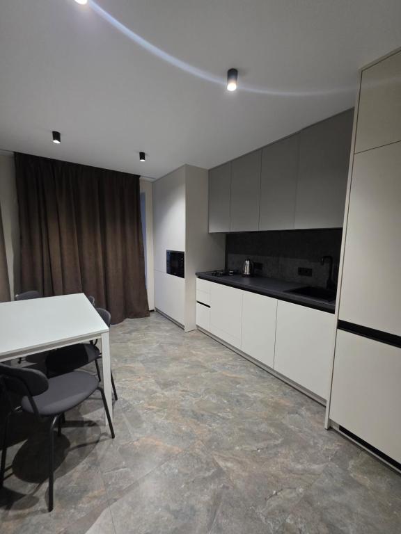 zruchno komfortno Apartments photo 4