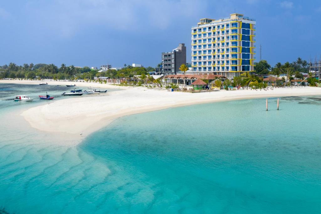 h78 Guraidhoo - View 5