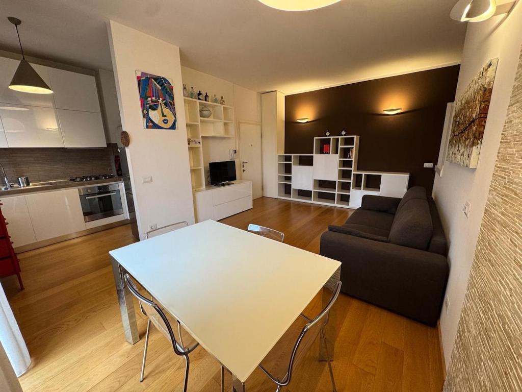 Navigli Apartment