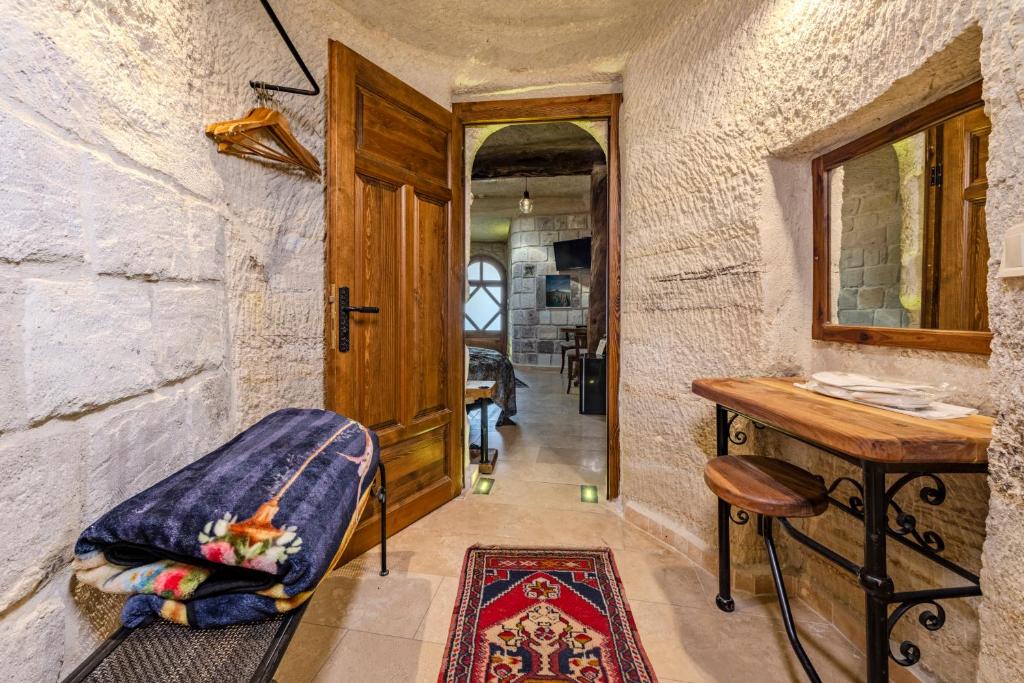 Panoramic Cave Hotel - 9