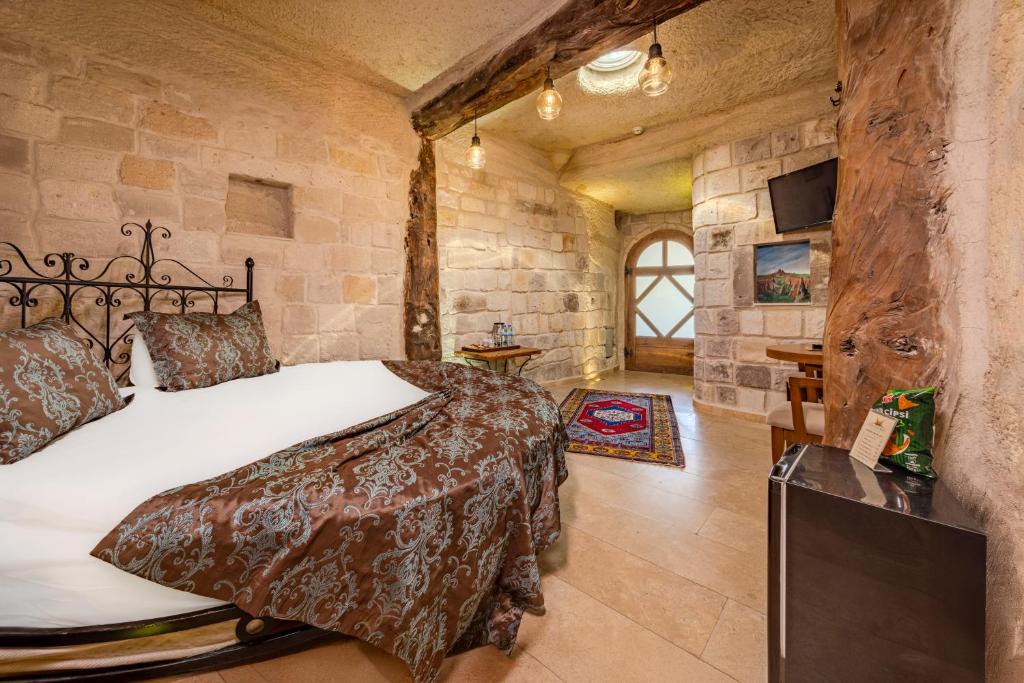 Panoramic Cave Hotel - 8