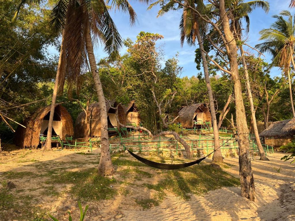 MORE Beach 2