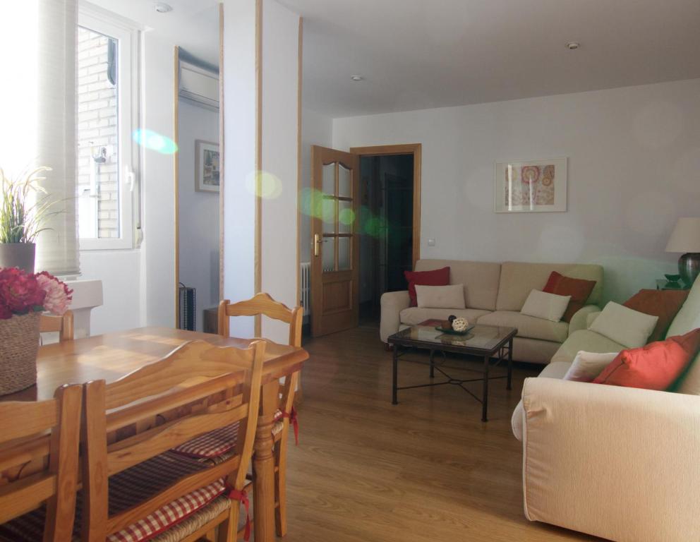 Atico Latina, Madrid – Updated 2023 Prices