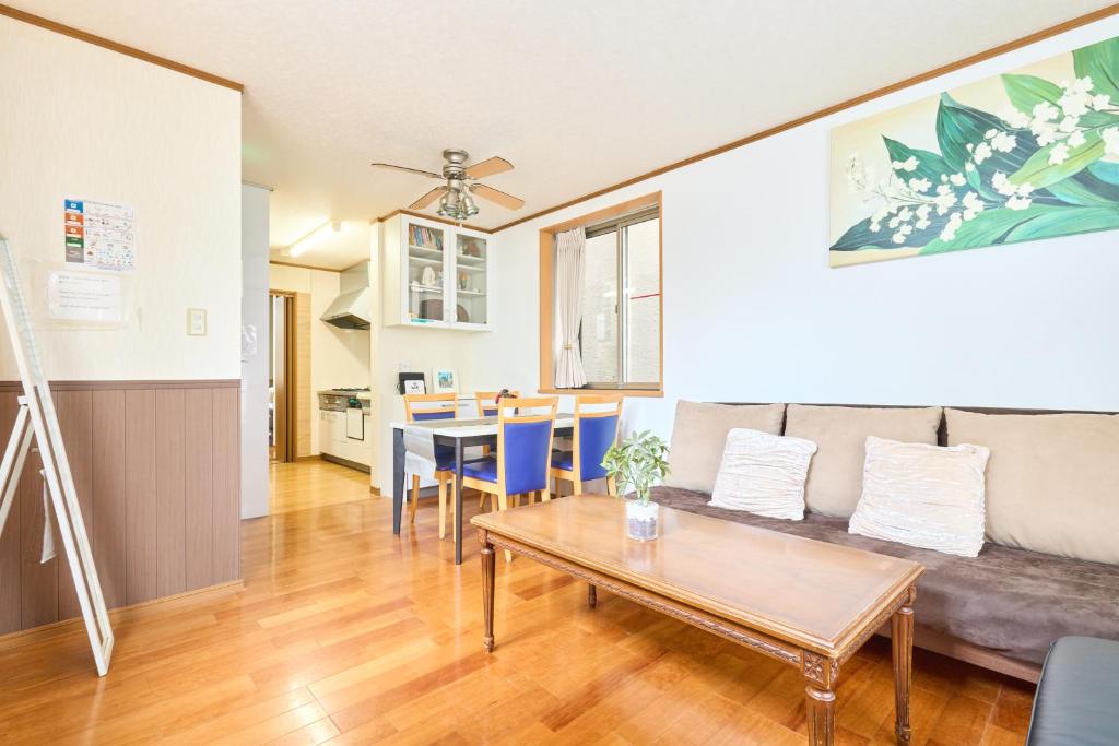 J-2S JR Yamanote Komagome, 3 storey 101sq 4BR, FreePark