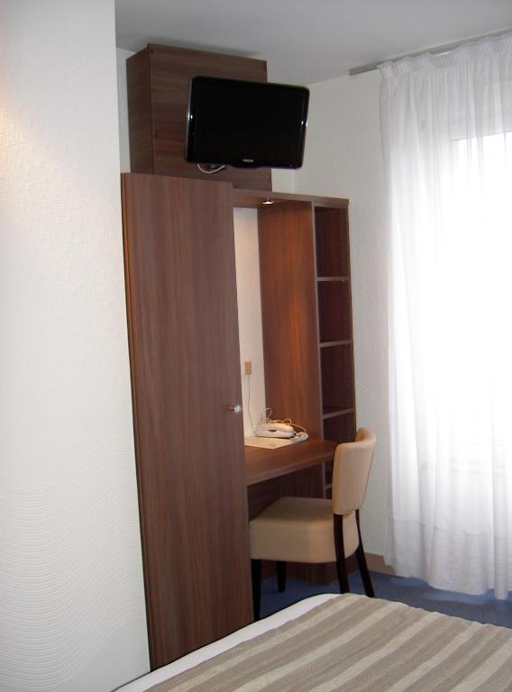 Cit'Hotel Du Port Rhu - Habitación Doble Con Cama Supletoria