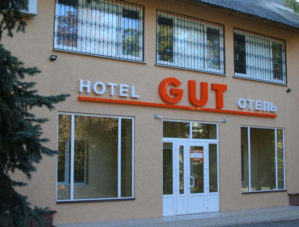 Hotel GUT - Housity