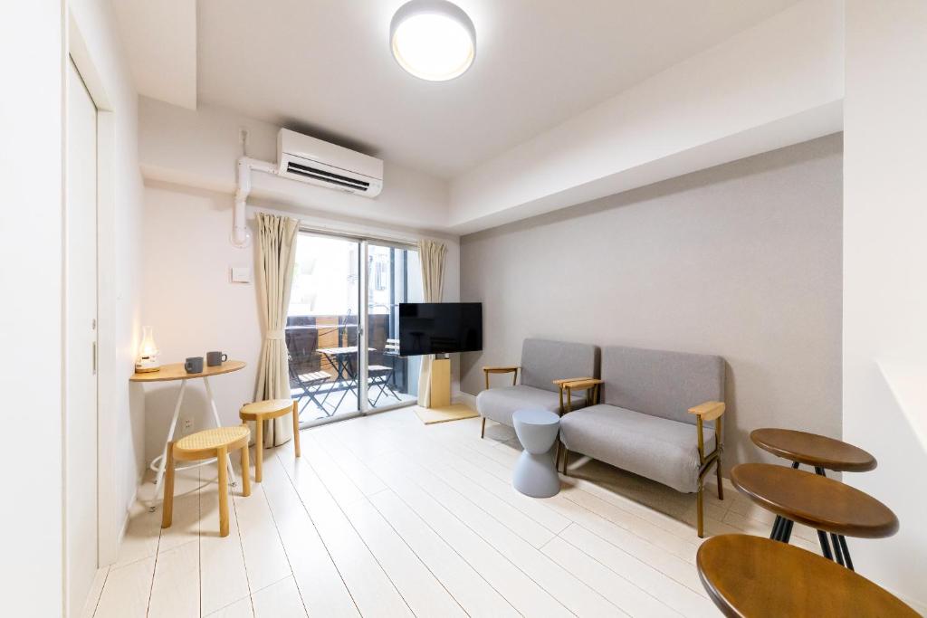 The CATAN HAKATA EKIMAE 303 博多駅前