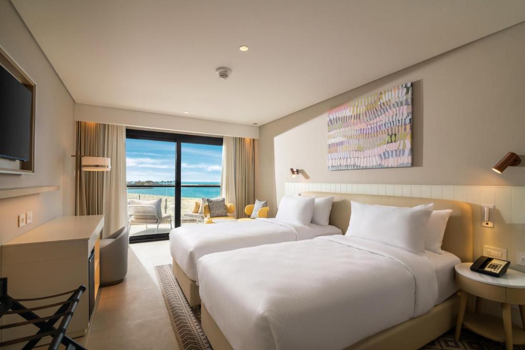 Palma Bay Rotana Resort - 17