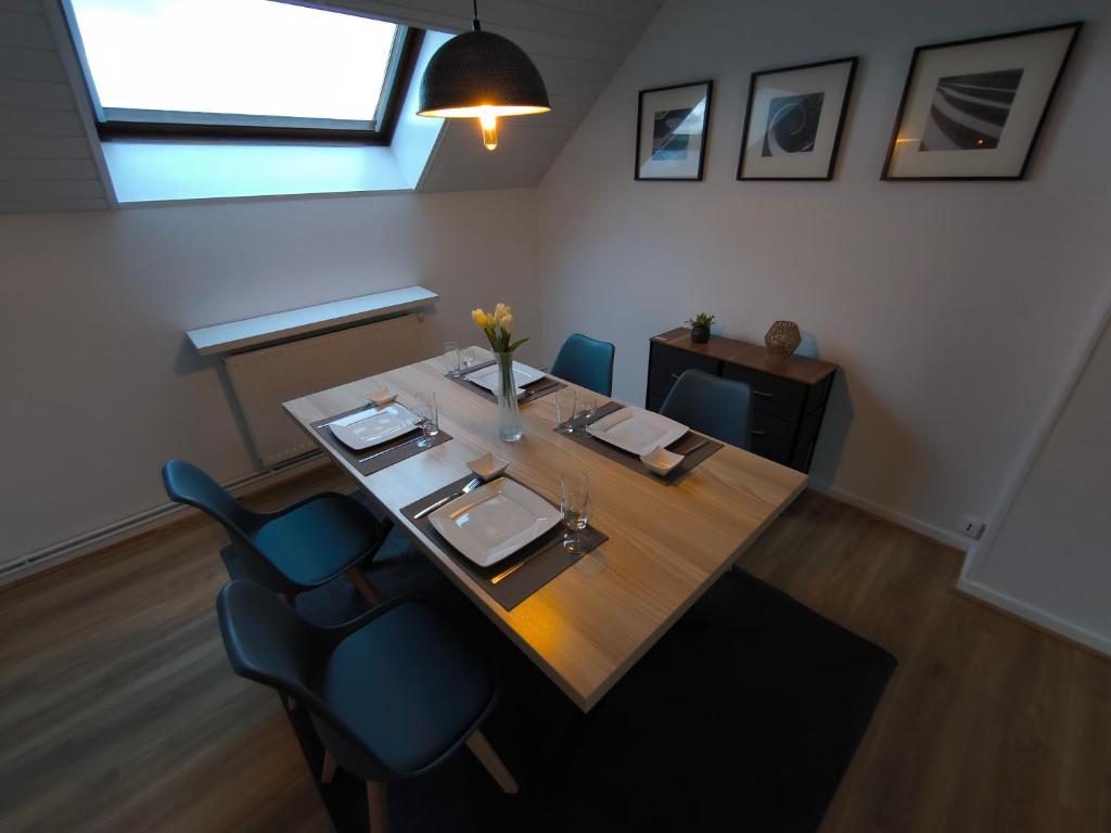 Appartement Grand Est - Ham-sous-Varsberg - Apartment With Balcony