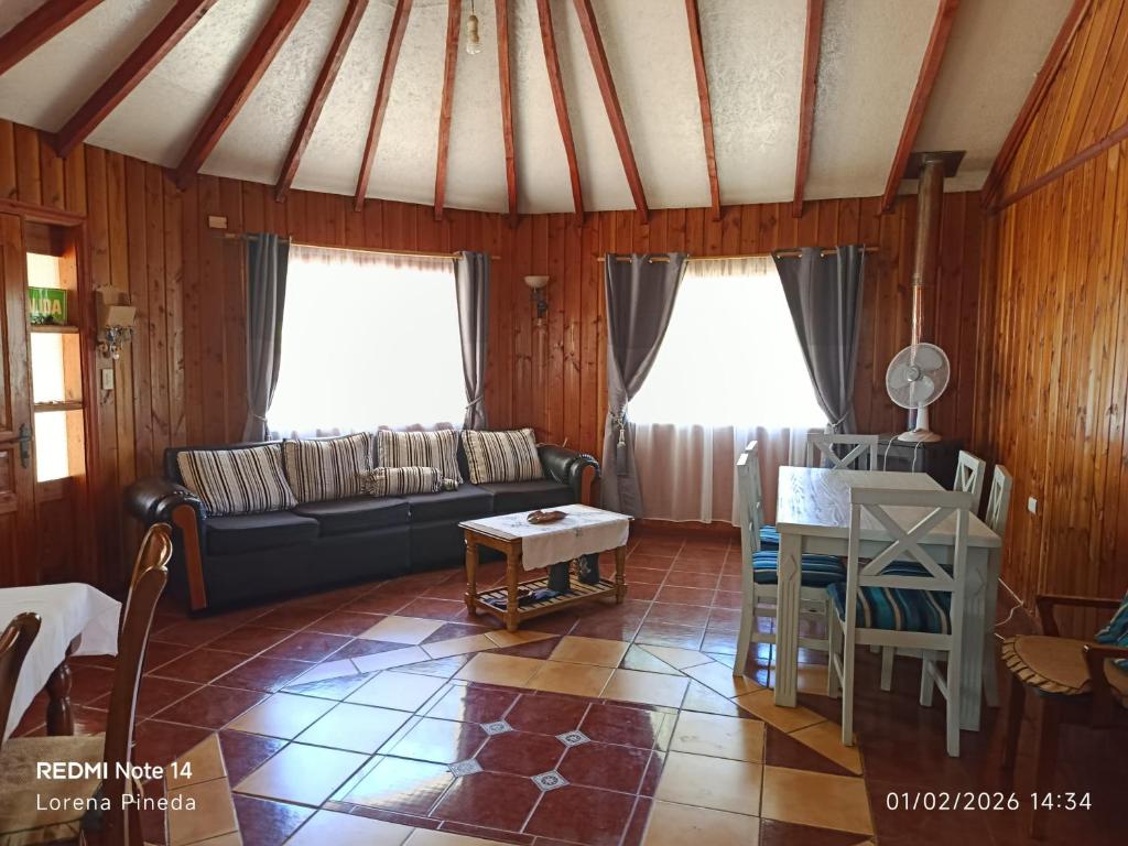 Large house in Cuyán