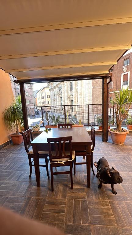 Fiorentini Apartment 2 complete house x 4 & 4 people