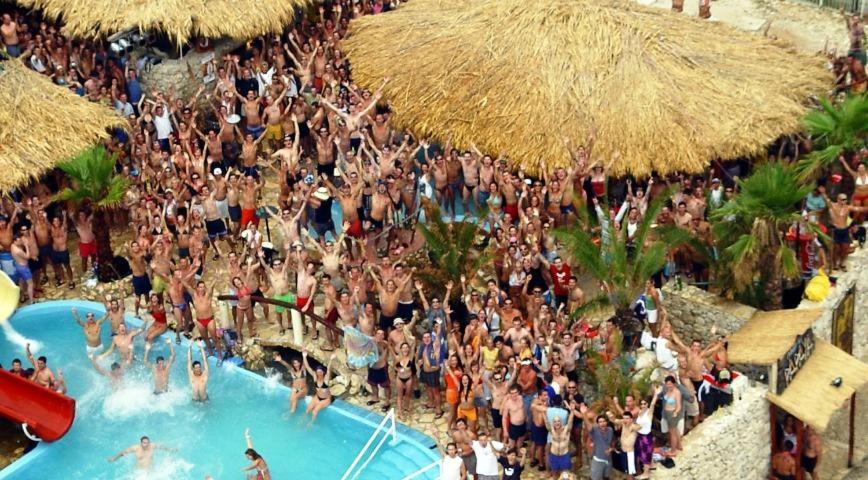 a large group of people in a pool at a water park at Apartment Sun in Novalja