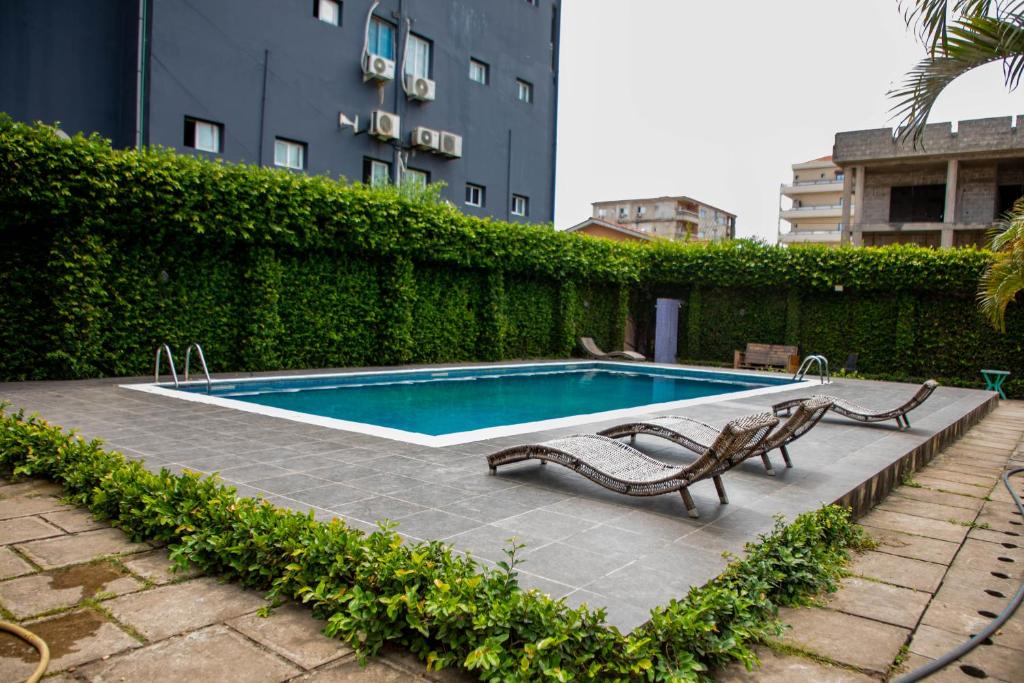 Appartement moderne au Warf, avec piscine , wifi