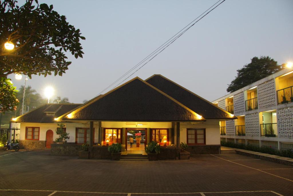 Budova, kde se hotel nachází