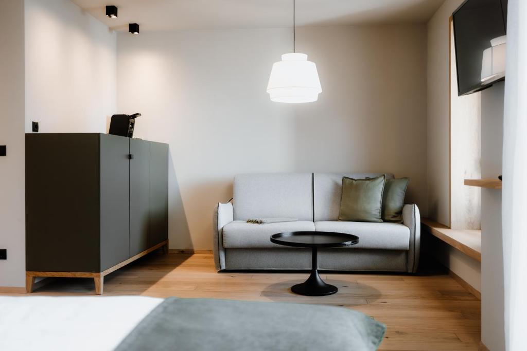 Stricker Aparthotel - Double Room With Balcony