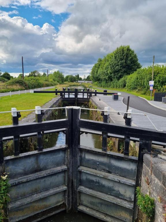 a lock on the grand union canal at Riverside Cottage in Kildare