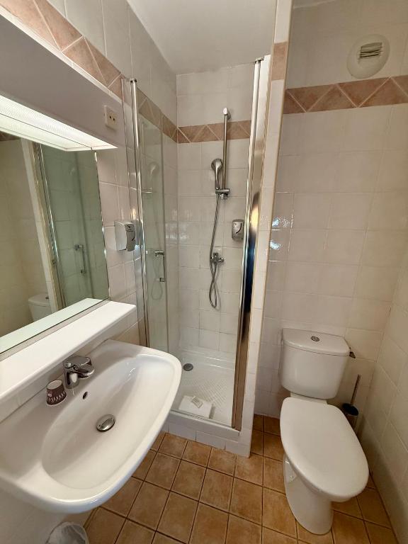 The Originals Boutique, Hôtel Cassitel, Cassis - Classic Double Or Twin Room With Harbour View