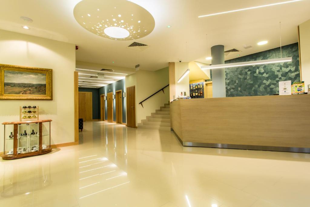 Vstupní hala nebo recepce v ubytování Corvin Hotel Budapest Sissi Wing
