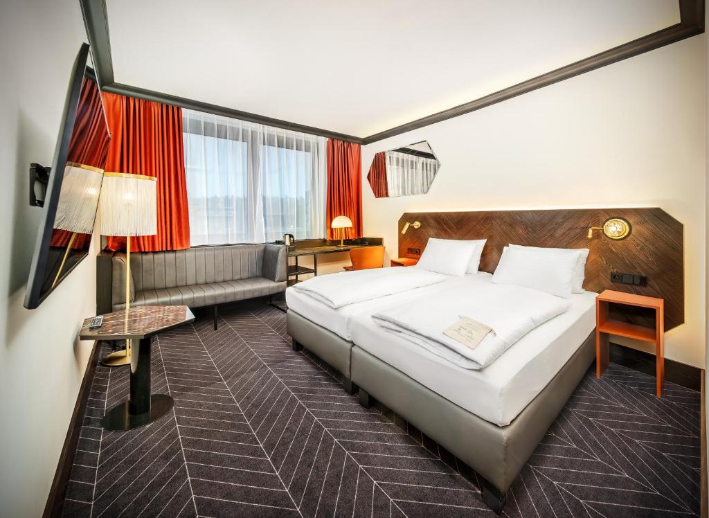 Diplomat Hotel Prague - 3