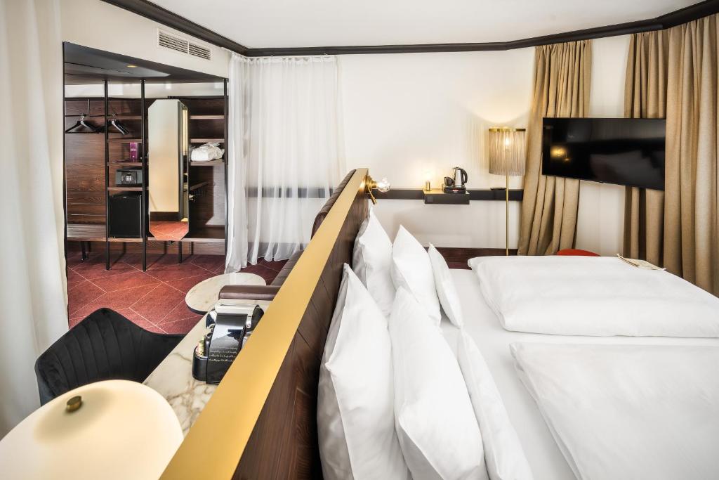 Diplomat Hotel Prague - 10