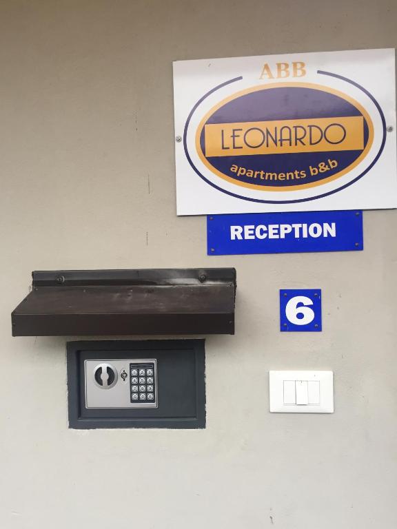 Certifikát, hodnocení, plakát nebo jiný dokument vystavený v ubytování B&B Leonardo