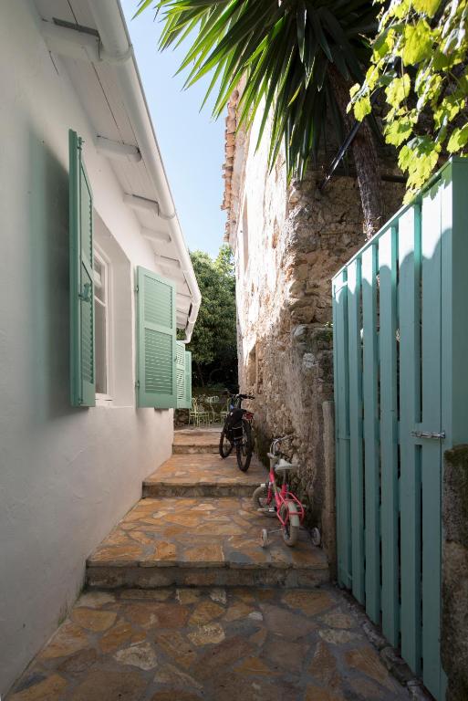 Kép White Jasmine Cottage szállásáról Áno Korakiánában a galériában