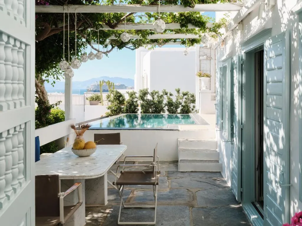 Belvedere Mansion with Private Pool and Sea View