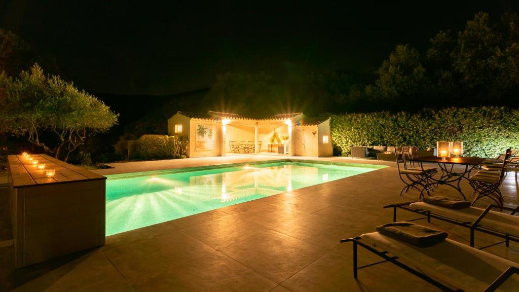 Villa L'Oustau avec piscine privée et 7 chambres - Saquèdes Sainte-Maxime