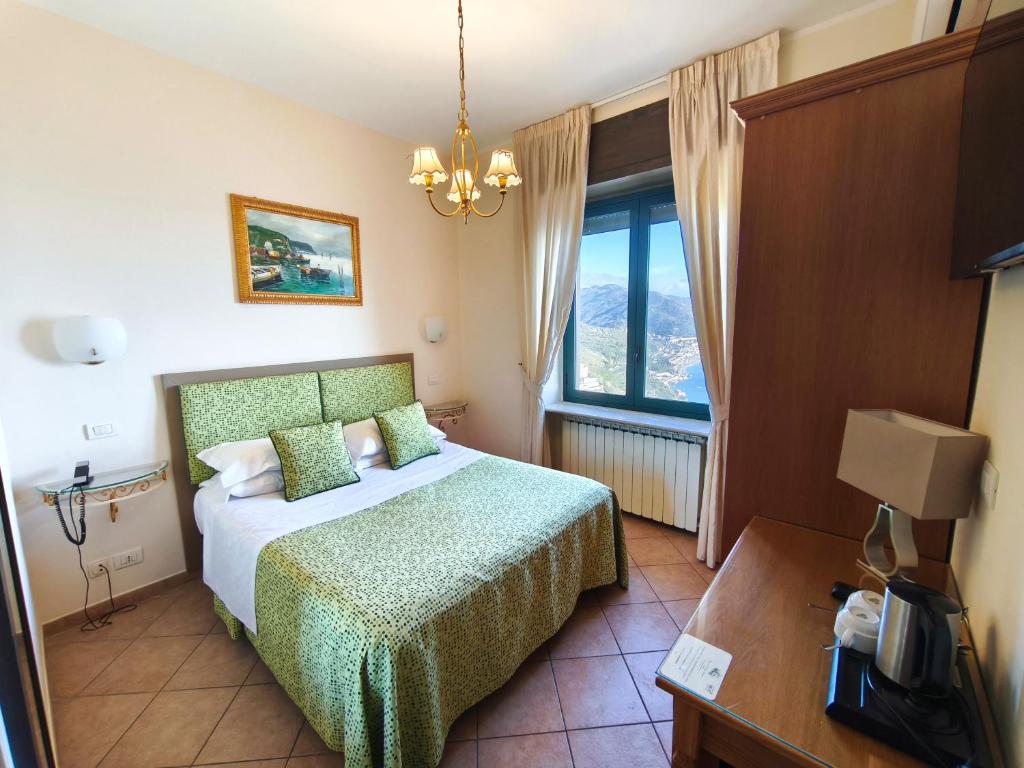 Hotel "La Pensione Svizzera" - 13