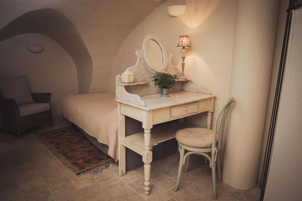 Fotografie z fotogalerie ubytování Ancienne Maison des Gardes v destinaci Lourmarin
