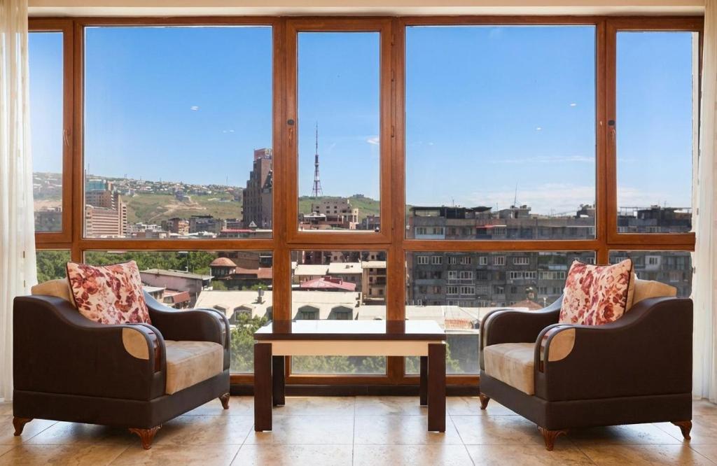 فضای داخلی Super Central Apartments! New Building! Mashtots 33-1, Main Street! در ایروان - تصویر ۳
