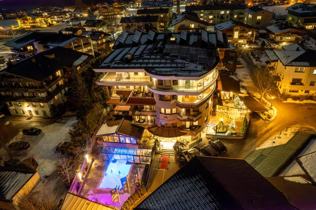 Alpine Hideaway ZILLERTALERHOF - 4 Sterne Superior